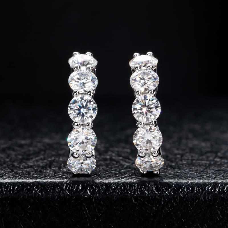 Brinco Argola com Moissanite 4mm